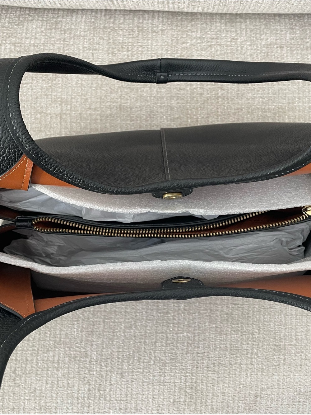 COACH Lana Shoulder Bag - Picture 5 of 7